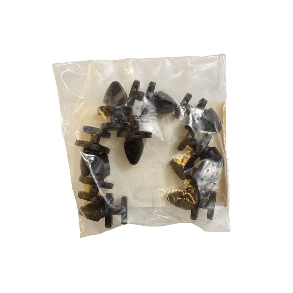 Wheelarch Moulding Plastic Clip DYC500010